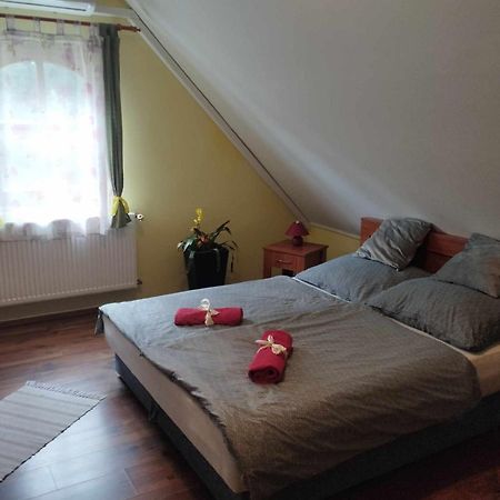 Park Vendeghaz Hotel Herend Bagian luar foto