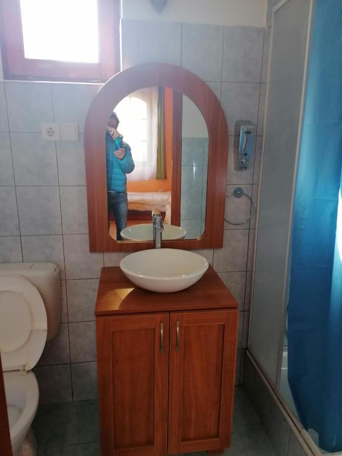 Park Vendeghaz Hotel Herend Bagian luar foto