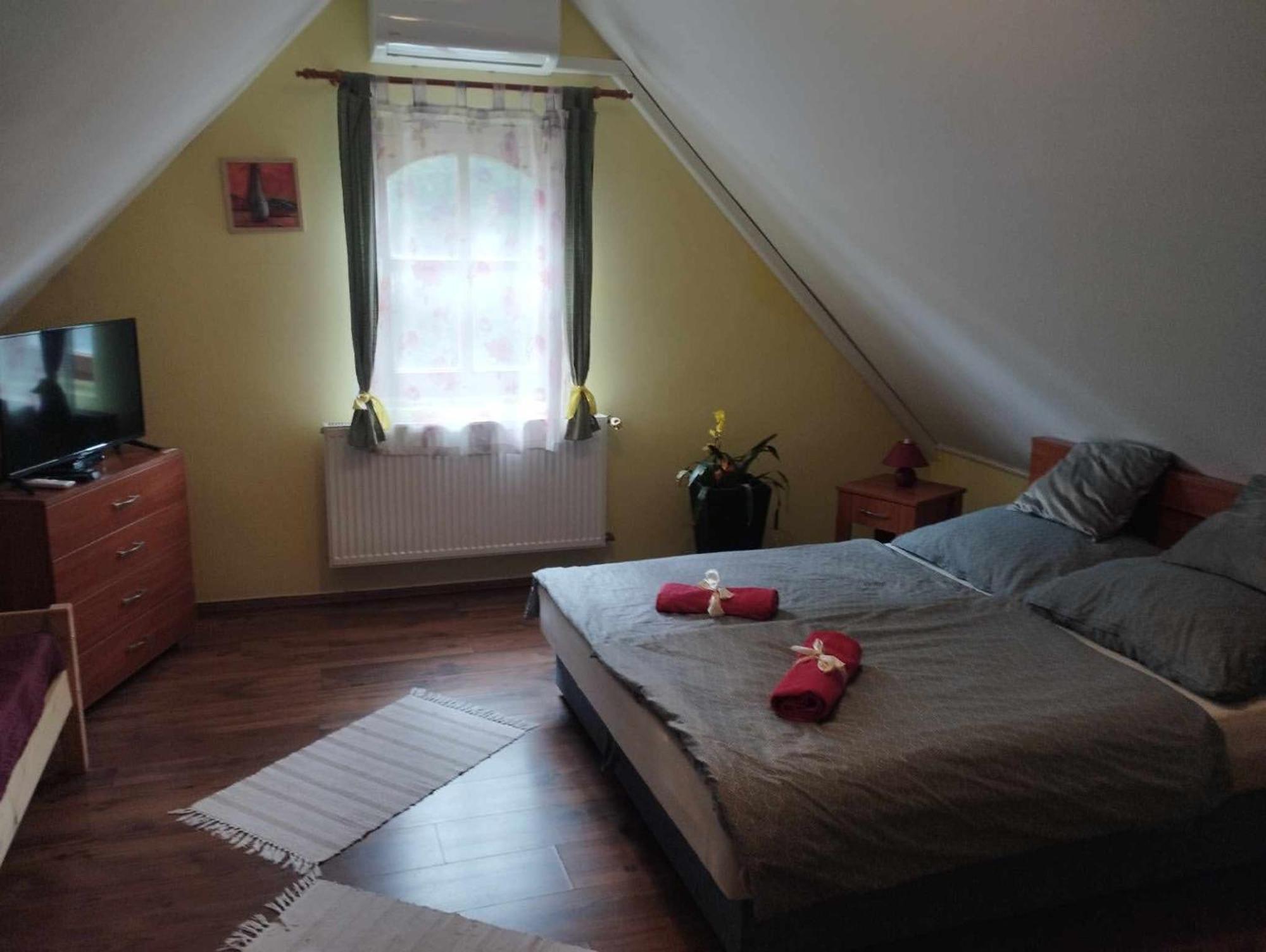 Park Vendeghaz Hotel Herend Bagian luar foto